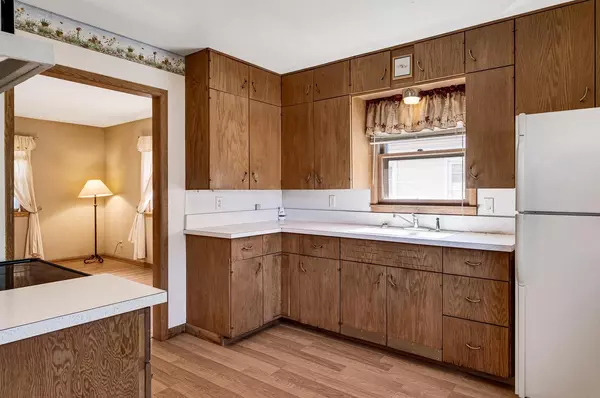 La Crosse, WI 54601,2114 17th STREET S