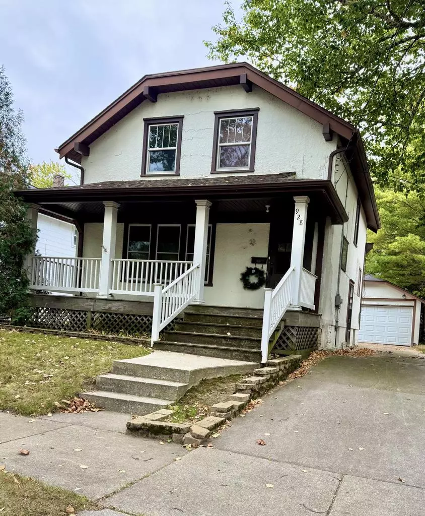 Manitowoc, WI 54220,928 N 16th STREET