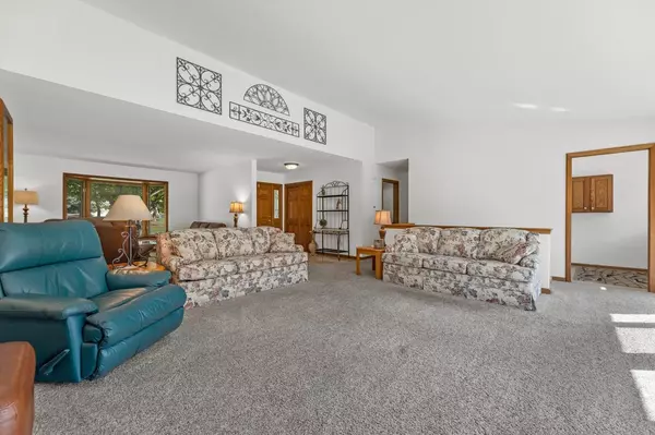 Menomonee Falls, WI 53051,N61W16085 Hawthorne DRIVE