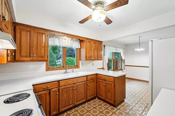 Grafton, WI 53024,920 5th AVENUE