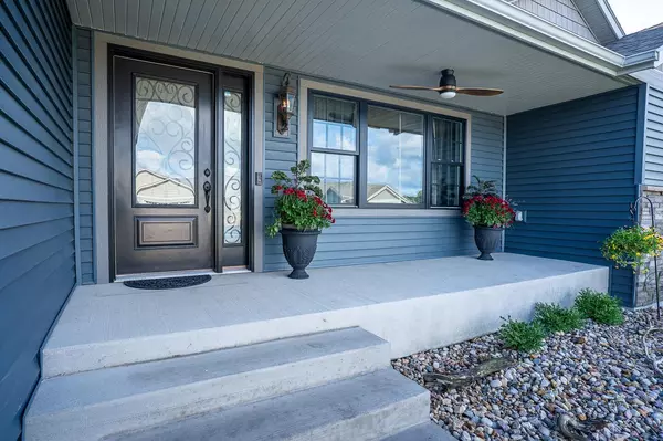 Holmen, WI 54636,230 Howard DRIVE