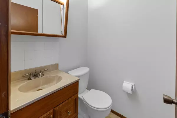 West Allis, WI 53227,3129 S 122nd STREET #18
