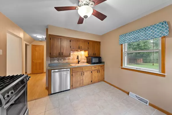 Grafton, WI 53024,1014 1st AVENUE