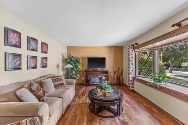 Milwaukee, WI 53221,5112 S 18th STREET