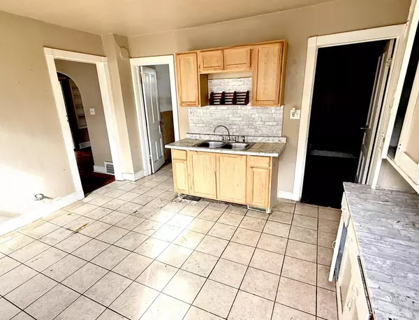 Milwaukee, WI 53209,4666 N 38th STREET