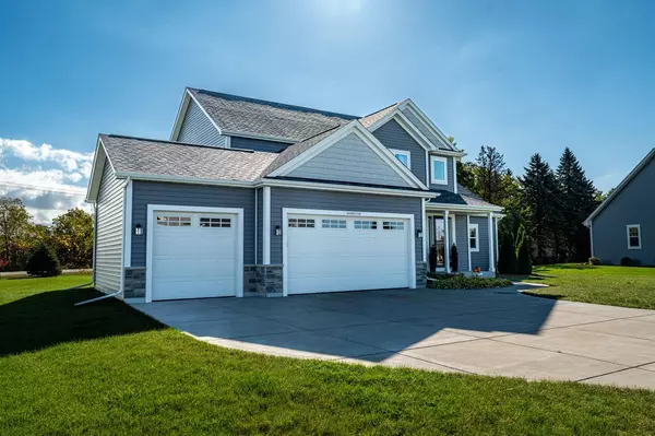 Pewaukee, WI 53072,N45W22742 Charlotte WAY