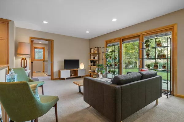 Fox Point, WI 53217,7635 N Bell ROAD
