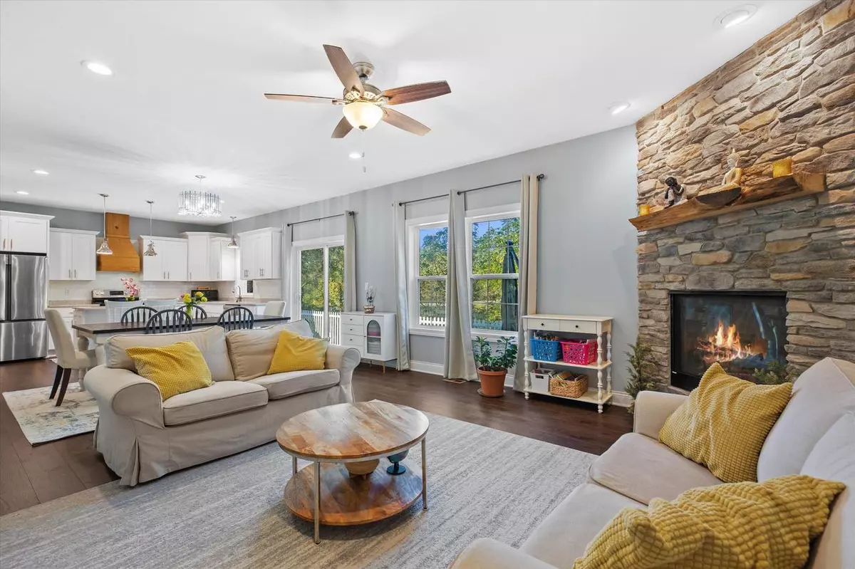 Franklin, WI 53132,7853 S Ridgewood DRIVE