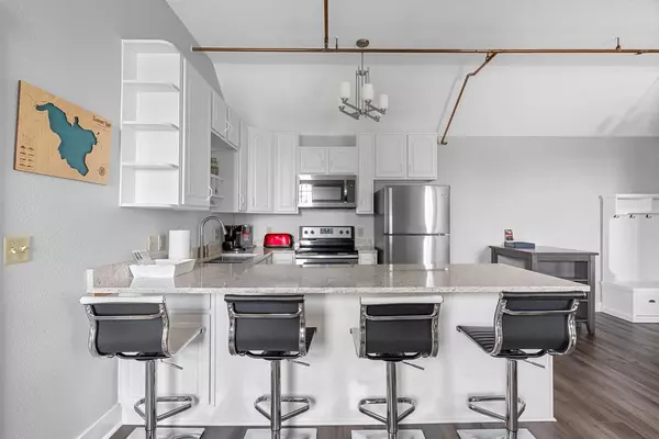 Elkhart Lake, WI 53020,281 Victorian Village DRIVE #31