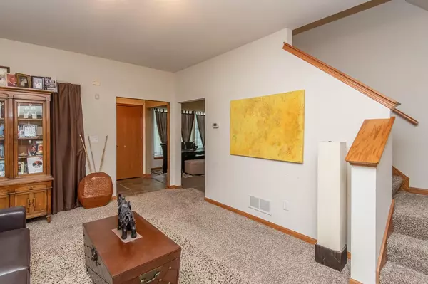 Milwaukee, WI 53205,2301 W Garfield AVENUE