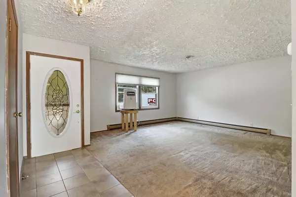 Pleasant Prairie, WI 53158,12111 28th AVENUE