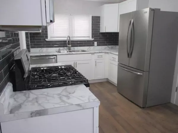 Milwaukee, WI 53209,4164 N 21st STREET