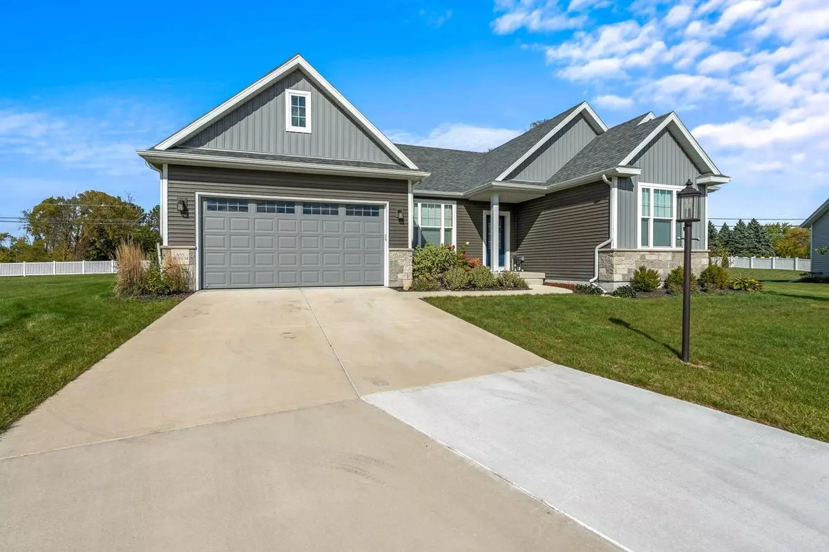 Menomonee Falls, WI 53051,N55W20134 Magnolia LANE