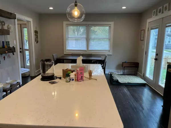 Milwaukee, WI 53213,7301 W Bluemound ROAD