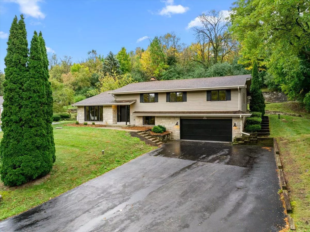 Germantown, WI 53022,N105W20975 Oak LANE