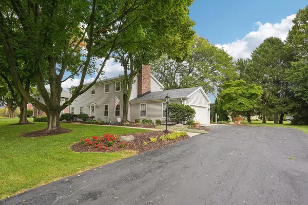 Brookfield, WI 53045,3810 Mountain DRIVE