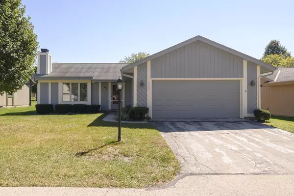 Greenfield, WI 53221,5422 Somerset LANE S