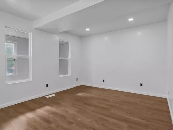 Sheboygan, WI 53081,1712 Sibley COURT