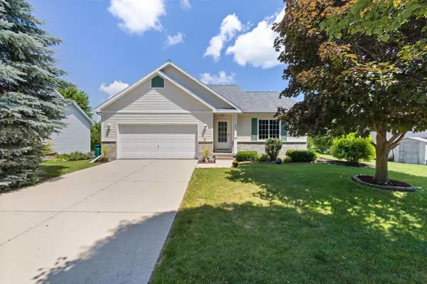 933 Vista Ridge DRIVE, Mount Horeb, WI 53572