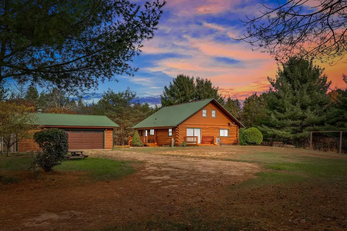 Lyndon Station, WI 53944,W1700 65TH STREET