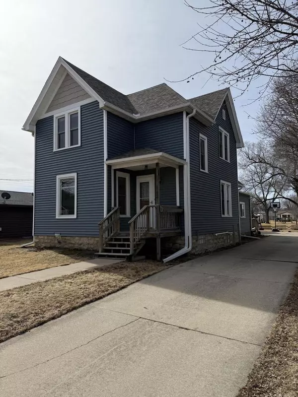 142 Harmony STREET S, West Salem, WI 54669