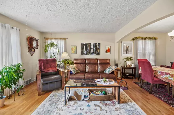 Shorewood, WI 53211,1700 E Menlo BOULEVARD #1702