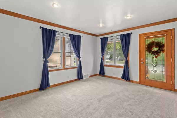 West Allis, WI 53227,2172 S 98th STREET