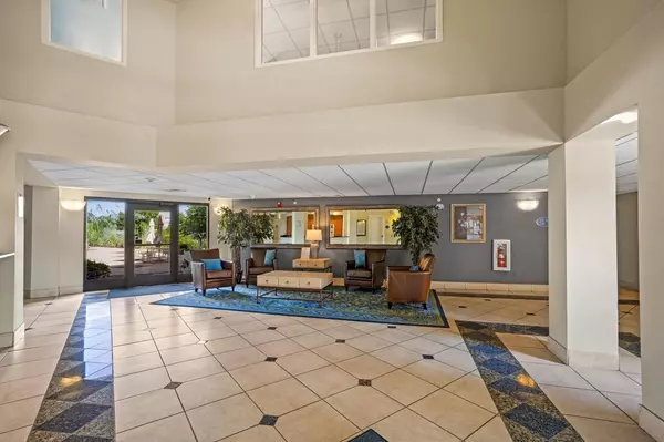 Waukesha, WI 53186,100 E Main STREET #403