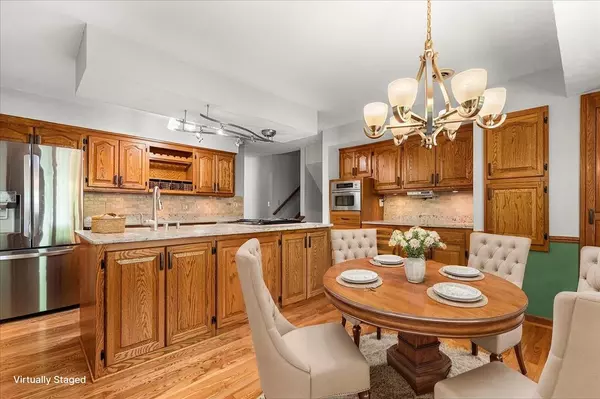 Brookfield, WI 53045,18660 Bonnie LANE