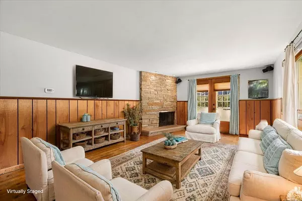 Brookfield, WI 53045,18660 Bonnie LANE