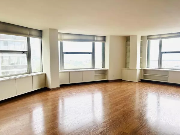 Milwaukee, WI 53202,1610 N Prospect AVENUE #506