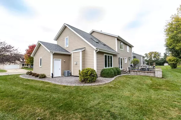 Oconomowoc, WI 53066,1271 Thomas TRAIL