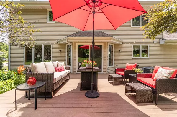 Waukesha, WI 53188,2912 Willard LANE