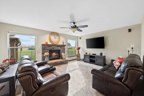 Belgium, WI 53004,981 Log Cabin LANE