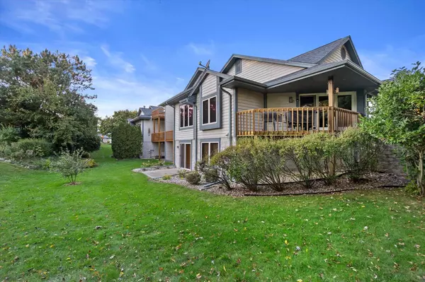 613 Bay View ROAD, Mukwonago, WI 53149