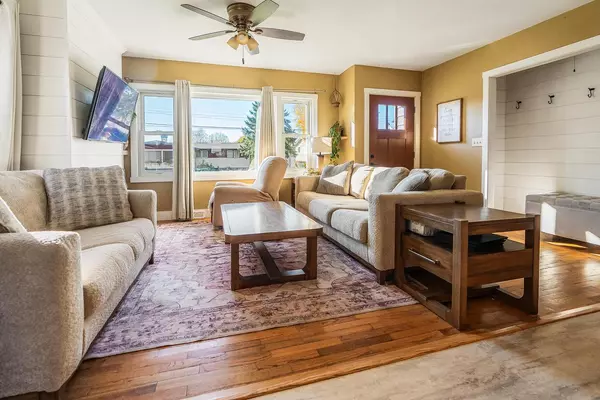 West Salem, WI 54669,131 West AVENUE N