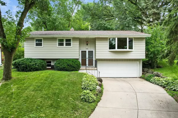 4401 Maryland Dr, Madison, WI 53704