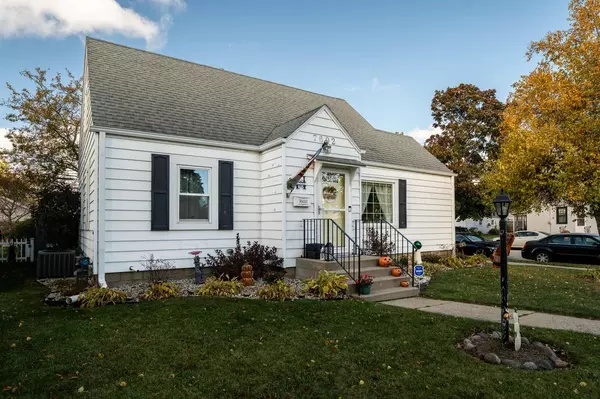 Kenosha, WI 53143,7602 28th AVENUE