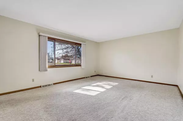 Onalaska, WI 54650,505 Flint STREET