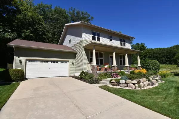 2622 Sand Pearl Tr, Middleton, WI 53562