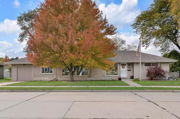 Racine, WI 53402,3422 Stratford AVENUE