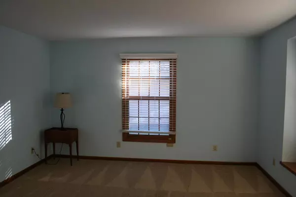 Elmwood Park, WI 53405,3427 E Elmwood DRIVE