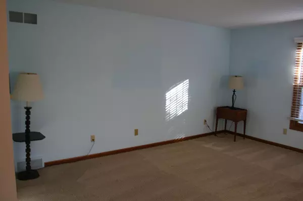 Elmwood Park, WI 53405,3427 E Elmwood DRIVE