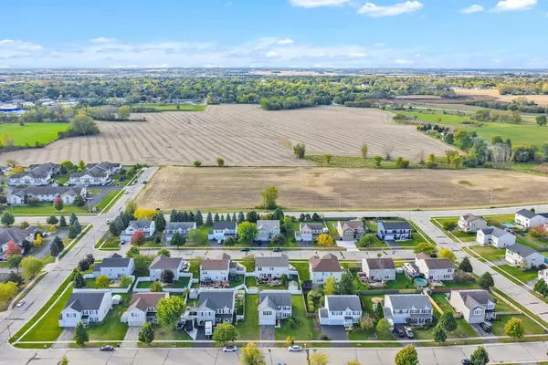 Elkhorn, WI 53121,209 W Sunflower STREET