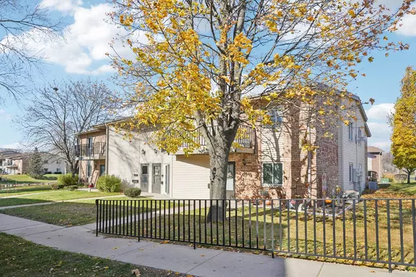 W168N11523 El Camino DRIVE, Germantown, WI 53022