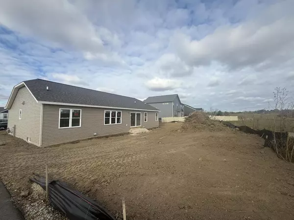 Jefferson, WI 53549,782 Golf DRIVE