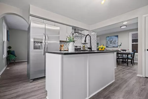 Waukesha, WI 53186,312 W Wabash AVENUE