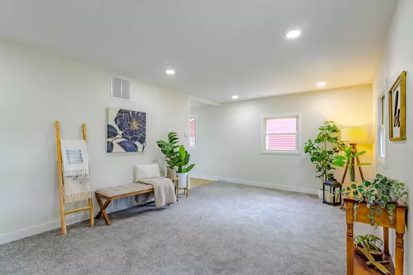 Milwaukee, WI 53222,3522 N 95th STREET