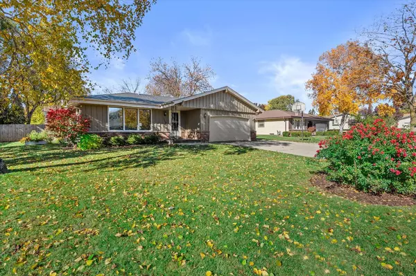 New Berlin, WI 53151,15450 W Elmont LANE