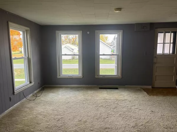 Sharon, WI 53585,137 Plain STREET